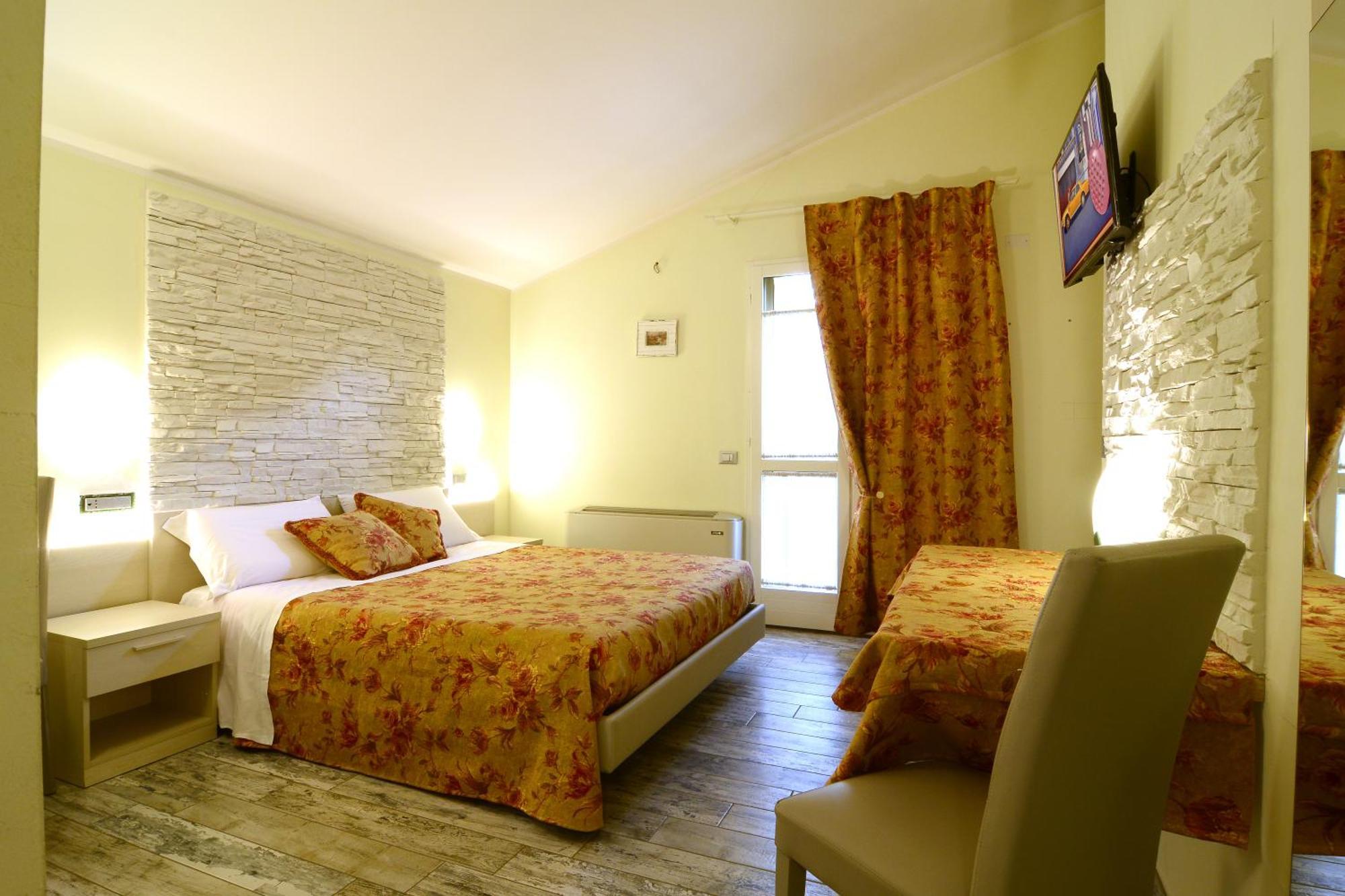 Hotel Pidkova Modena Exteriér fotografie